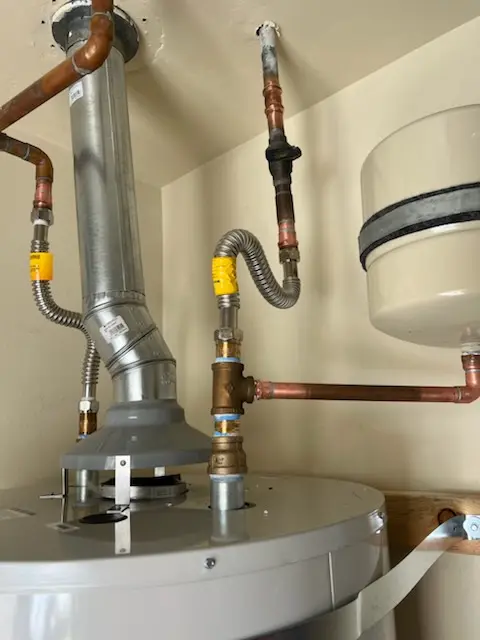 Water heater installation and plumbing repair in Corona Ranch